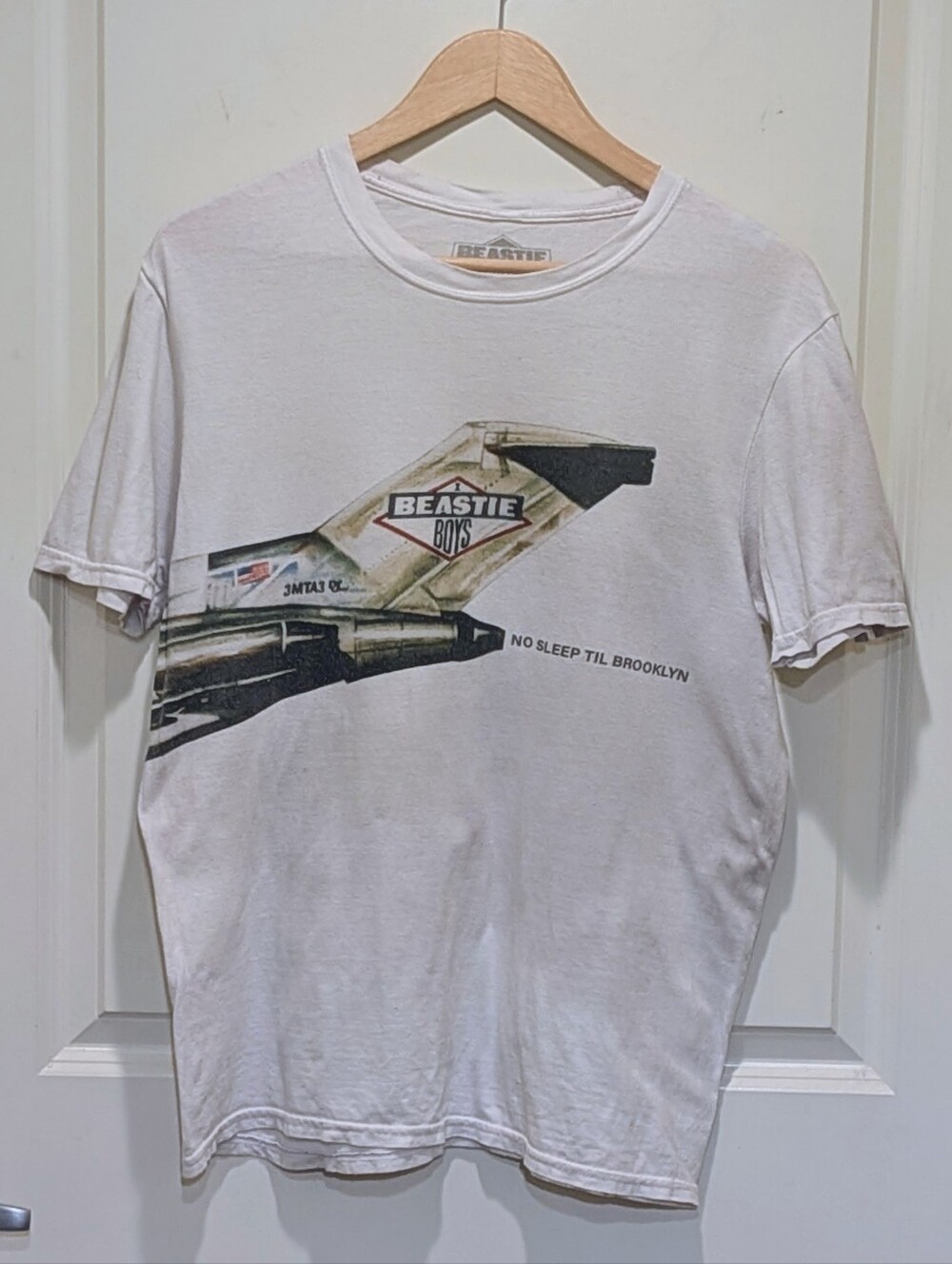 GUC Beastie Boys M Vintage No Sleep Til Brooklyn Officially Licensed Plane Tee